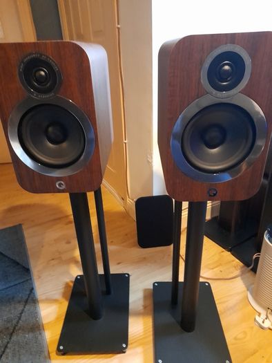 HI-FI speakers Q Acoustic