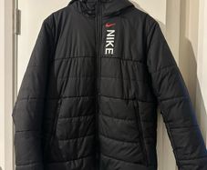 nike puffer jacket