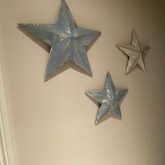 Bathroom decorations