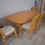 Extendable dining table Image 3