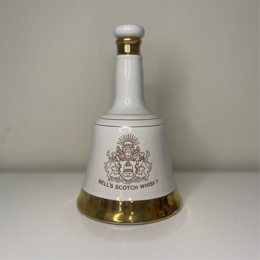 Bell's Scotch Whisky Commemorative Decanter Birth Of Prince William 1982 Wade