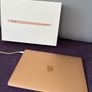 MacBook Air Retina 13-inch gold, 2020 Image 2