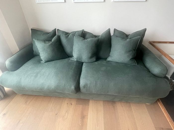 Loaf Smooch Sofa Bed