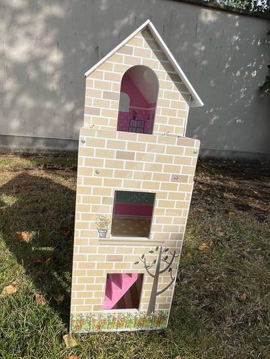 doll's house