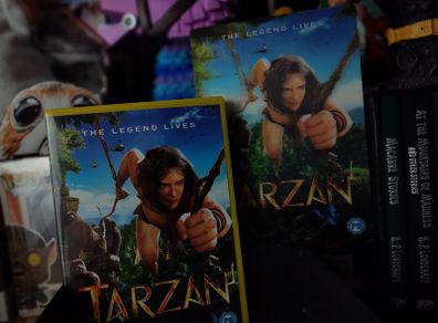 Tarzan ! The Legend Lives ! Animated Movie ! with Lenticular Cover ! 2013 ! DVD !