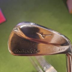 MIZUNO 225 Pro Irons with Arccos grips 3/gw