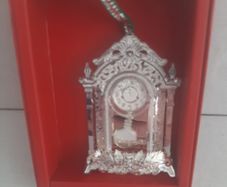 New newbridge Christmas collectable clock