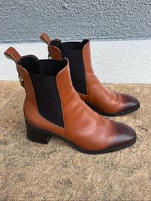 Beautiful brown boots