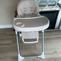 High Chair Nup Nup