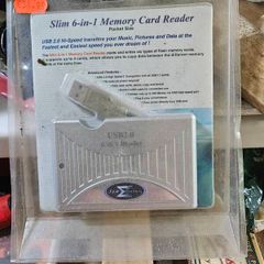 Micro card reader