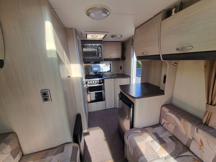 Sterling Europa 390 - 2 Berth