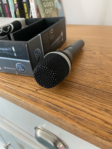 Akg D5