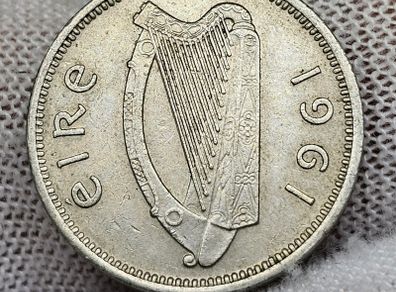 Ireland 1961 3d Threepence Beautiful Grade