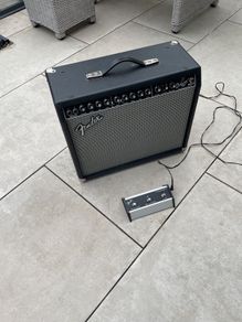 Fender Guitar Amp 90w