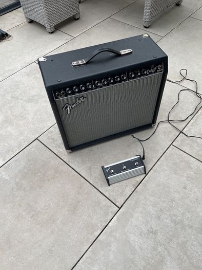 Fender Guitar Amp 90w