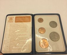 Britain's First Decimal Coin Set