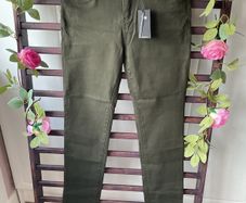 jeans bnwt khaki straight leg jeans size 10 stretch
