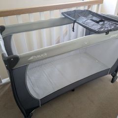 Hauck Sleep n Play Travel Cot