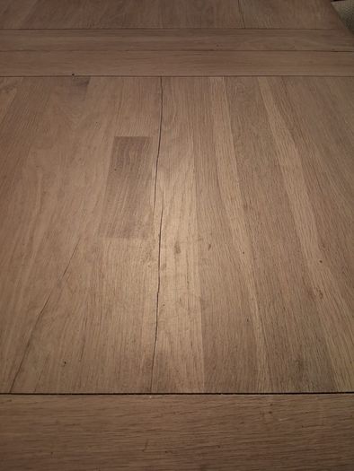 Extendable Solid oak table