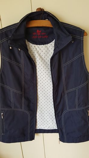 Navy Gilet/ White Stitching Size 14 Pockets and Zip