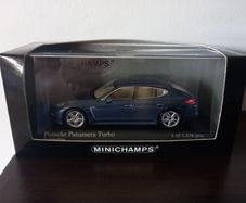 Minichamps Porsche Panamera Turbo Blue Metallic 400 068270