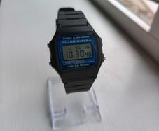 Casio f-105