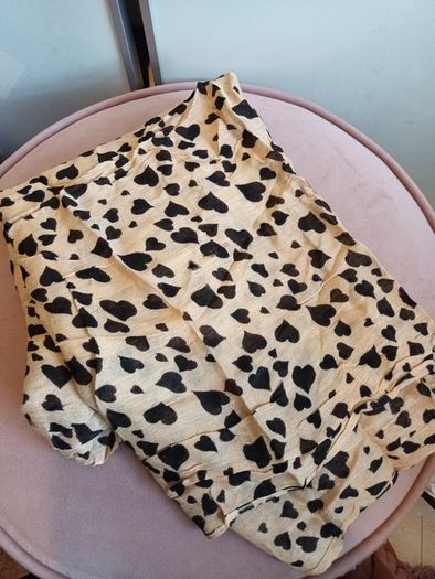 Black and taupe cowl ladies scarf
