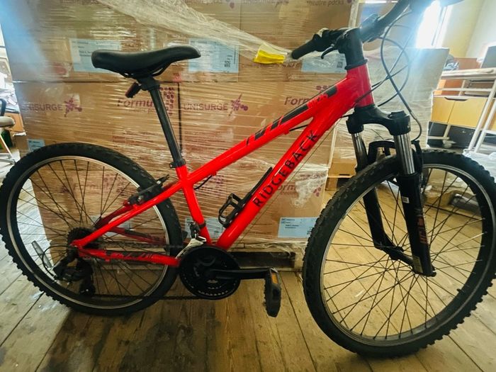 Ridgeback MX26 Hybrid Kids Bike Size 26"