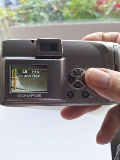 Olympus C-120 digital camera