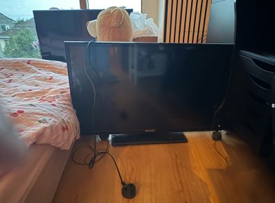Walker tv - 32inch