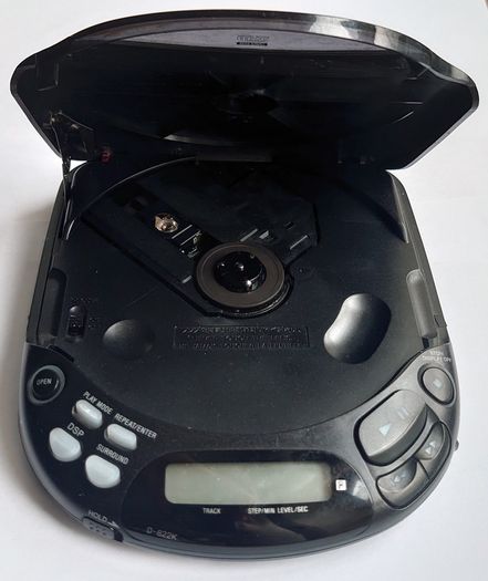 Sony Walkman (Car Discman) D-822K In Original  Box