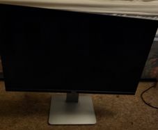 Monitor Dell U2715HC