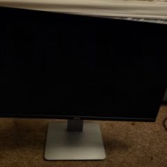 Monitor Dell U2715HC