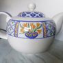 Royal Doulton Everyday Range teapot in the lovely sunny discontinued Marisol pattern Image 2