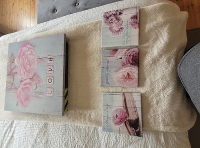 Wall Art (4 piece set)