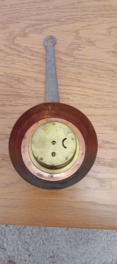 Vintage Copper Frying Pan Wall Clock   (1960s/1970s)