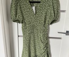 BNWT Stradivarius Green Floral Dress Size S