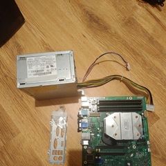 Intel Core i7-4790 Bundle - CPU, Fujitsu Motherboard, 16GB DDR3 RAM, 300W Fujitsu Power Supply + CPU Cooler