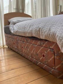 Single bed