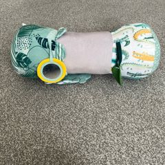 Mamia Tummy Time Pillow
