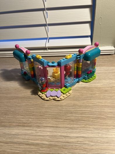 lego friends sweet shop