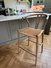 3 x Caseys Hugo Wishbone Bar Stools / RRP EUR806