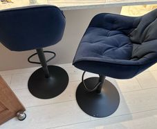 bar stool