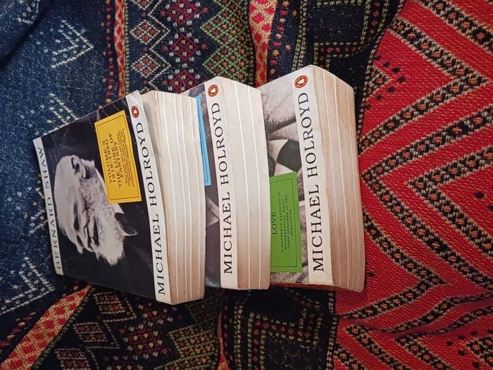 Bernard Shaw/ Michael Holroyd/penguin/ in 3 Vol.