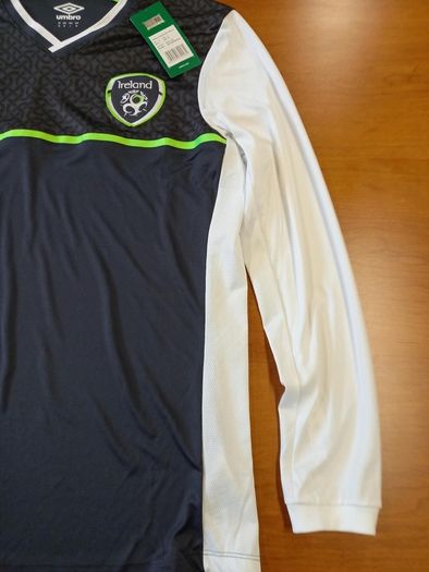 Ireland 2016 Umbro Third Jersey Adult Medium