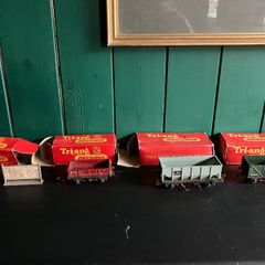 hornby train carriages