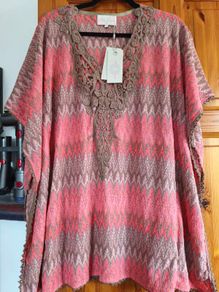 Miss June Paris top