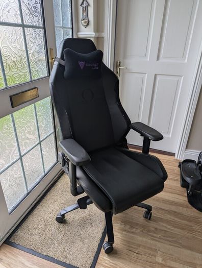 Secretlab Omega Gaming Chair