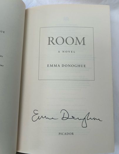 Emma Donoghue Room SIGNED Paperback