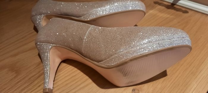 Court Shoe's Glitter